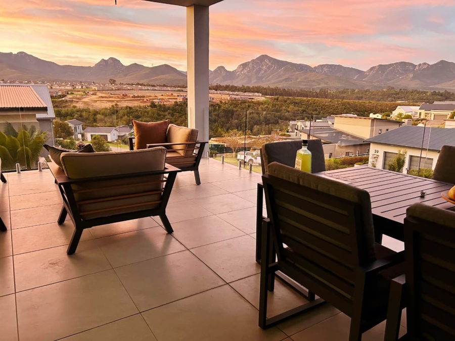 3 Bedroom Property for Sale in Welgelegen Western Cape